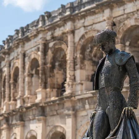 Le Prestige Yourhosthelper