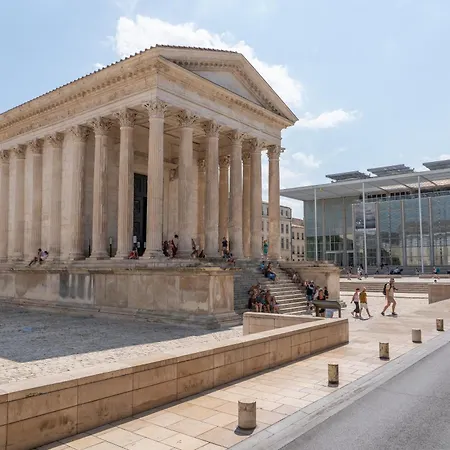 Le Prestige Yourhosthelper Apartmán