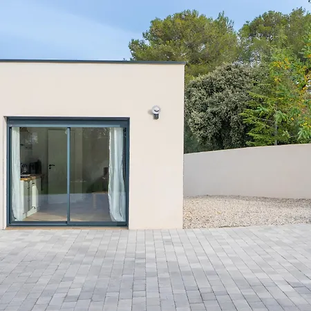 Le Prestige Yourhosthelper Apartamento Nîmes